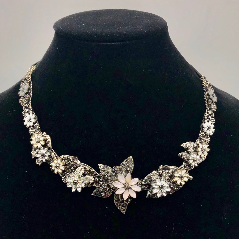Silver Plated Flower Necklace